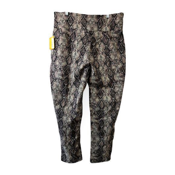 Women's Faux Snakeskin Print‎ Pants – Size 1X - Picture 2 of 3